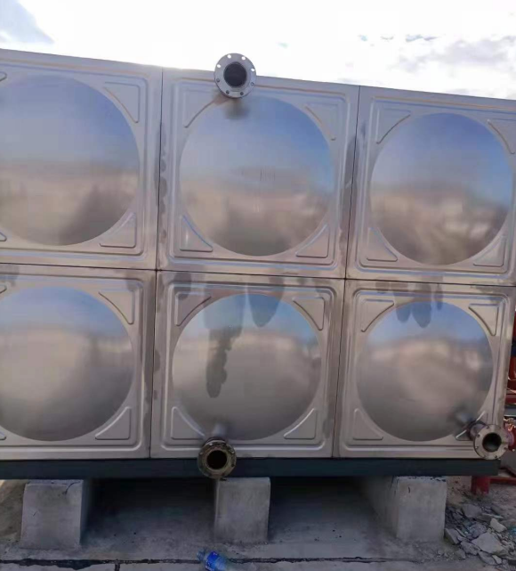 阿里组合式不锈钢水箱，玻璃钢水箱的替代品，不锈钢冲压板组合水箱